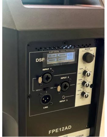 Επαγγελματικό ηχείο με ισχύ 1400W Peak, κατάλληλο για εκδηλώσεις σε υπαίθριους χώρους έως 1500τμ